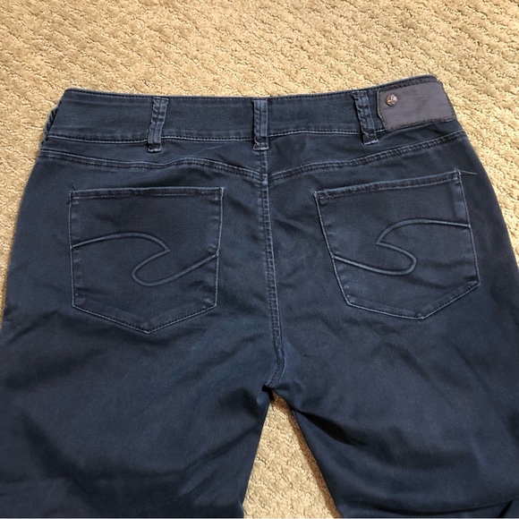 Silver Suki Slim Black Jeans size 31 - Picture 7 of 11